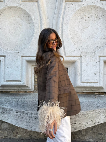 LIVIA BLAZER